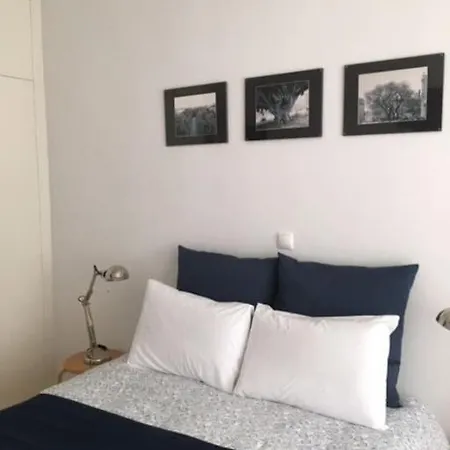 Quarto em Acomodações Particulares Charming Private Wc & Balcony *